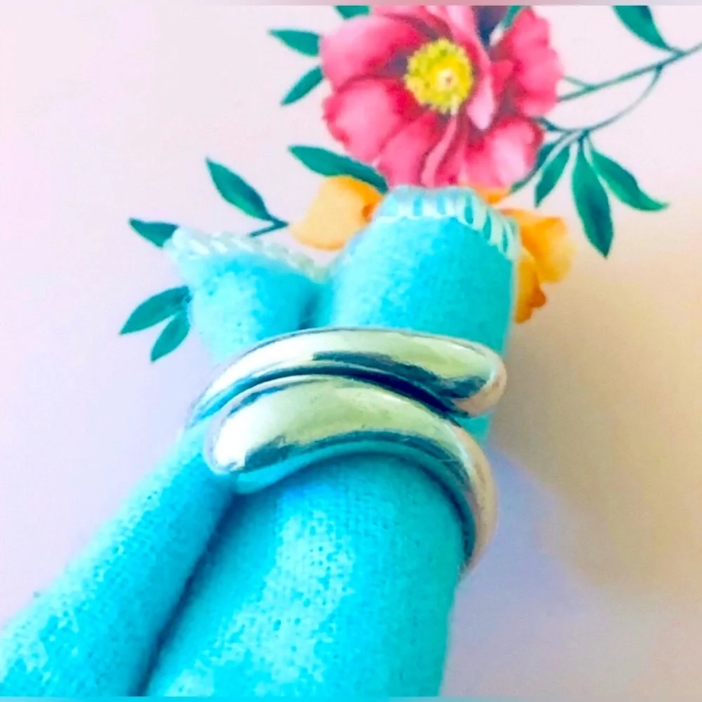 Vintage Tiffany & Co Elsa Peretti Sterling Tear Drop Ring
